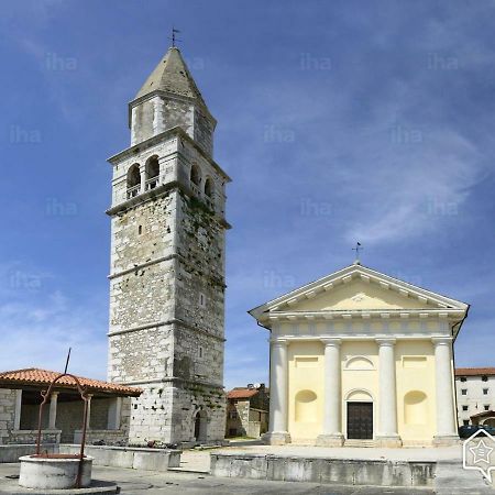 Villa Parenzana Вишнян Екстер'єр фото