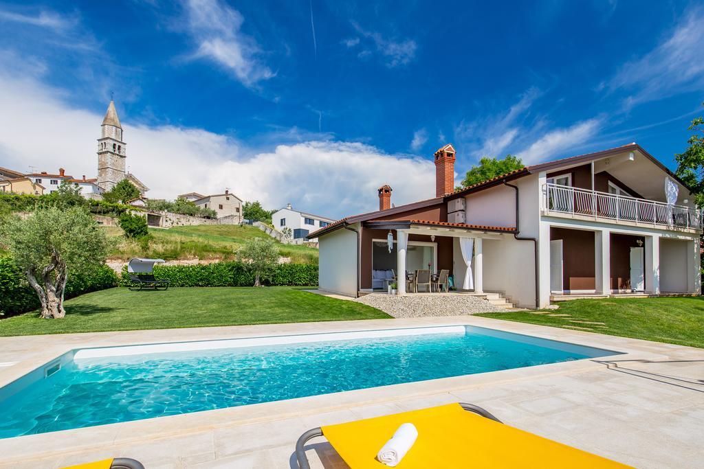 Villa Parenzana Вишнян Екстер'єр фото