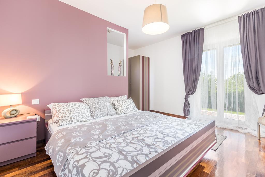 Villa Parenzana Вишнян Екстер'єр фото